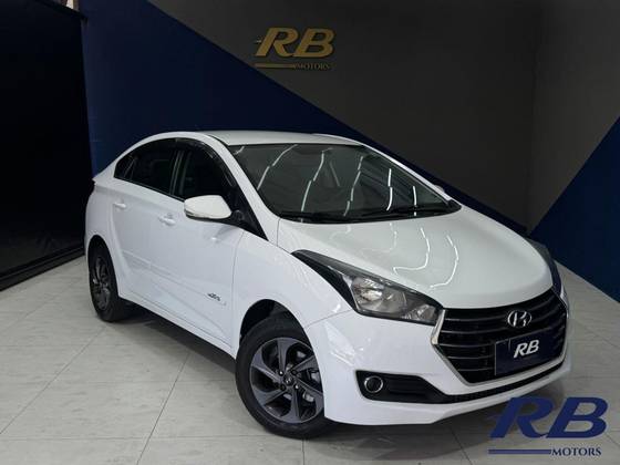 HYUNDAI HB20S 1.6 COMFORT PLUS 16V FLEX 4P AUTOMÁTICO HYUNDAI HB20S 1.6 COMFORT PLUS 16V FLEX 4P AUTOMÁTICO